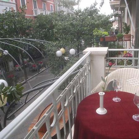Lina'S Apartment Grado Bagian luar foto